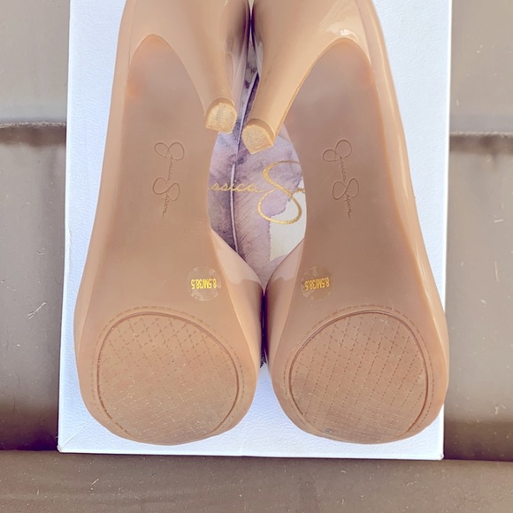 Jessica Simpson Pumps - Picture 4 of 5